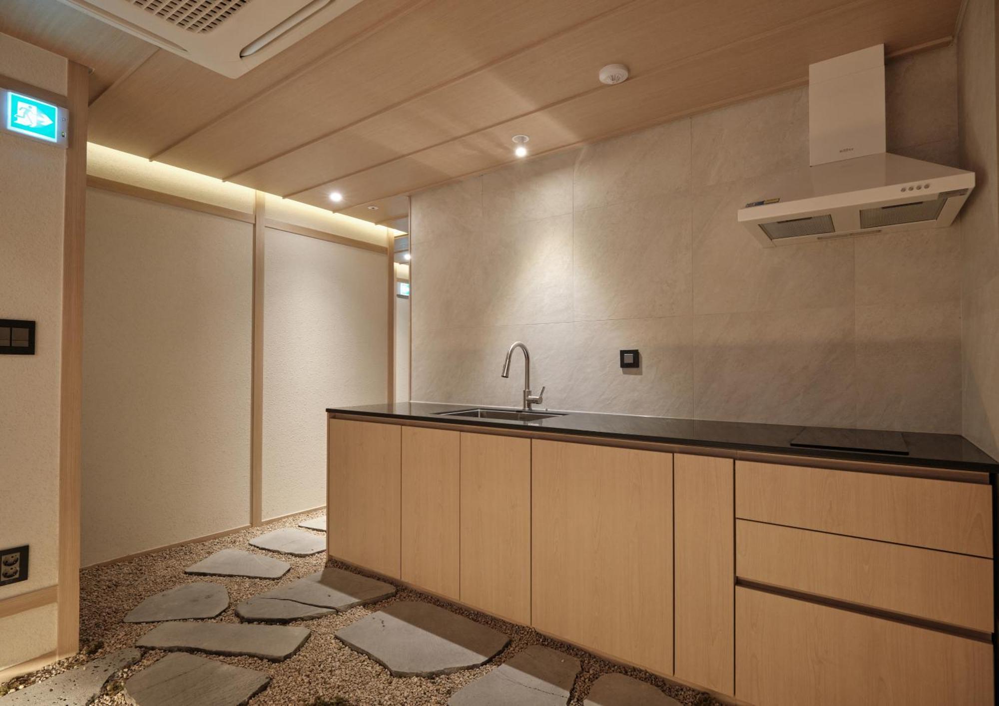 Uh Suite Central سيول المظهر الخارجي الصورة